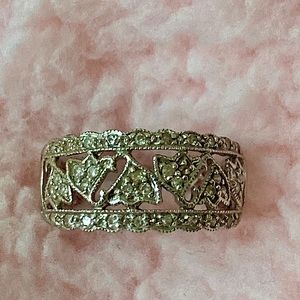 White gold and diamond filigree ring